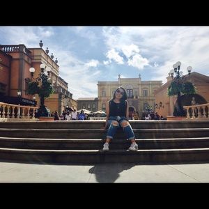 Meet your Posher, Melissa